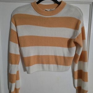 Girl's H&M O Sweater